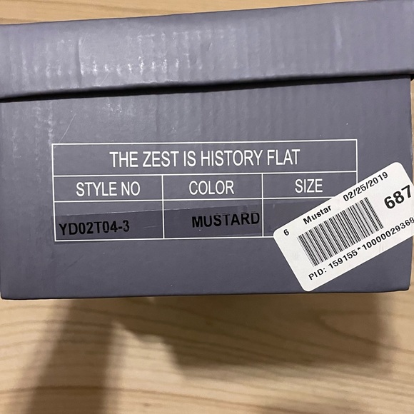 ModCloth Yellow The Zest Is History T-Strap Flats - Size 6 - Picture 16 of 16